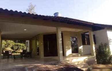 Imagem: A chácara possui 10.000m² de Área e está localizado em