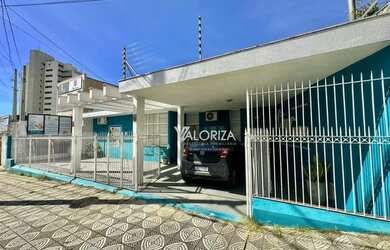 Imagem 2: Casa com 8 dormitórios, 211 m² - venda por R$ 1.000.000,00 ou aluguel...