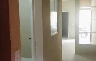 Imagem: A casa possui 2 Dormitórios, 1 Banheiro e está localizado