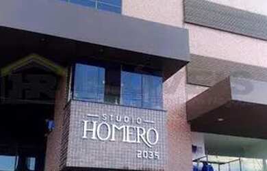 Imagem: O apartamento possui 1 Dormitório, 1 Banheiro, 1 Vaga na garagem