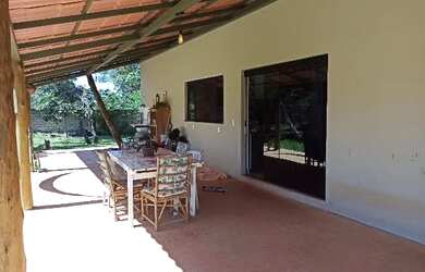 Imagem: A casa em condomínio possui 2 Dormitórios, 2 Banheiros, 2