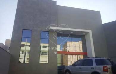 Imagem: O depósito possui 5 Vagas na garagem, 800m² de Área e está