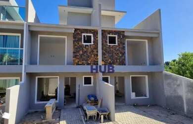 Imagem: A casa possui 3 Dormitórios, 2 Banheiros, 1 Vaga na garagem