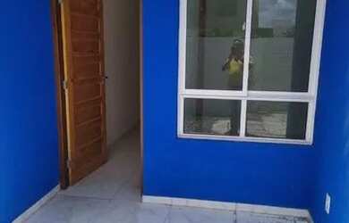 Imagem: A casa possui 2 Dormitórios, 2 Banheiros e 1 Vaga na garagem