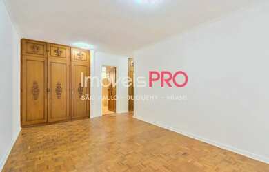 Imagem 16: O apartamento tem uma área útil de 184 m2