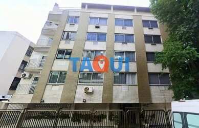 Imagem: O apartamento possui 2 Dormitórios, 3 Banheiros, 1 Vaga na