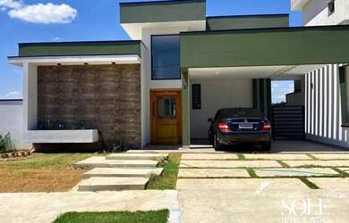 Imagem: A casa em condomínio possui 3 Dormitórios, 4 Banheiros, 2