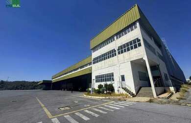 Imagem: O depósito possui 14642m² de Área e está localizado em Campina