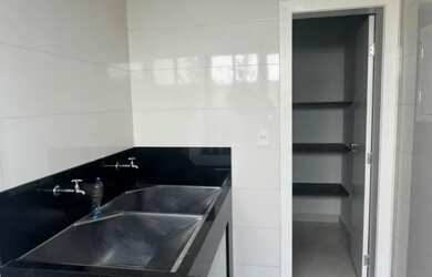 Imagem 5: Casa Estilo Sobrado Para locação e venda no Condomínio Jardins Roma...