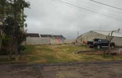 Imagem: O terreno possui 274m² de Área e está localizado em Atuba