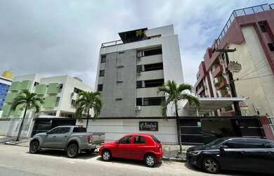 Imagem: O apartamento possui 3 Dormitórios, 1 Banheiro, 1 Vaga na garagem