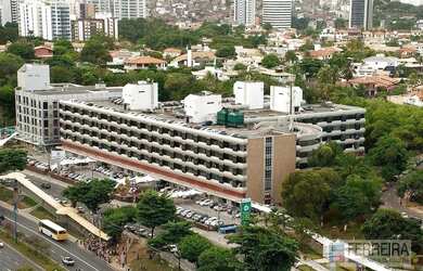 Imagem: O depósito possui 1 Vaga na garagem e 33m² de Área e está
