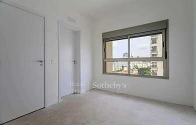 Imagem: O apartamento possui 4 Dormitórios, 4 Banheiros, 4 Vagas na