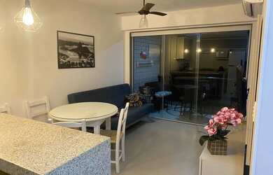 Imagem: O apartamento possui 2 Dormitórios, Acomodam 20 pessoas e 1