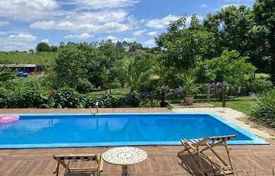 Imagem: A chácara possui 4000-0m² de Área e está localizado em Área