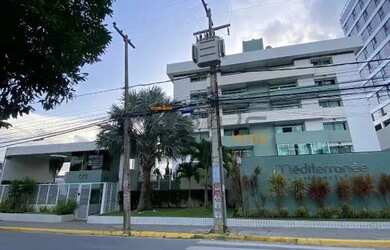 Imagem: O apartamento possui 3 Dormitórios, 1 Banheiro, 2 Vagas na