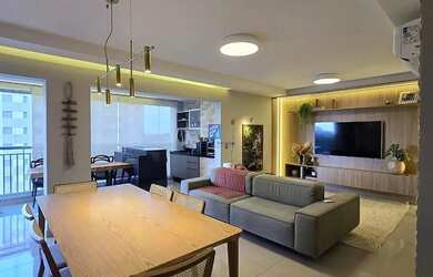 Imagem: O apartamento à venda possui 3 Dormitórios, 4 Banheiros, 2