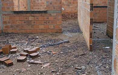 Imagem: O terreno possui 250m² de Área e está localizado em Plano