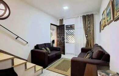 Imagem: A casa possui 4 Dormitórios, 4 Banheiros, 2 Vagas na garagem