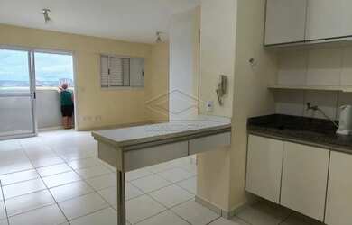 Imagem: O apartamento possui 1 Dormitório, 1 Banheiro, 1 Vaga na garagem