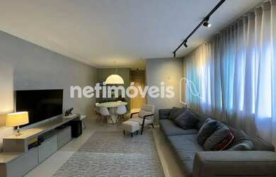 Imagem: O apartamento possui 2 Dormitórios, 2 Banheiros, 2 Vagas na