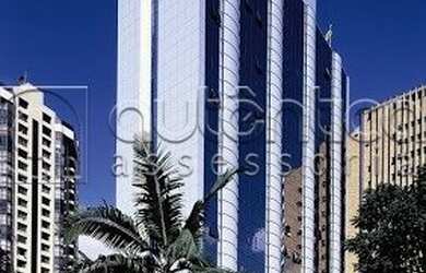 Imagem: O depósito possui 5 Vagas na garagem, 215m² de Área e está