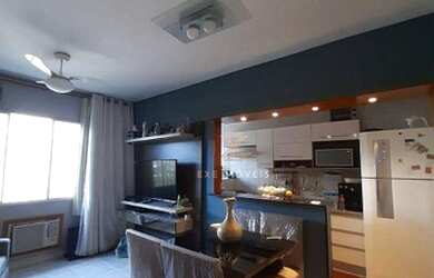 Imagem: O apartamento possui 1 Dormitório, 1 Banheiro, 1 Vaga na garagem