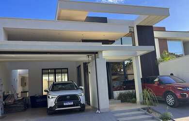 Imagem: A casa em condomínio possui 3 Dormitórios, 5 Banheiros, 3