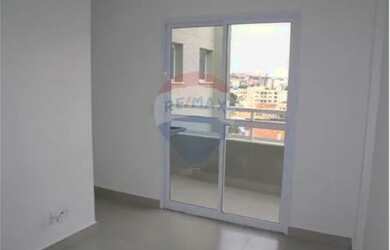 Imagem: O apartamento possui 3 Dormitórios, 2 Banheiros e 72m² de