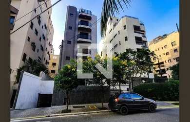 Imagem: A casa possui 4 Dormitórios, 4 Banheiros, 2 Vagas na garagem