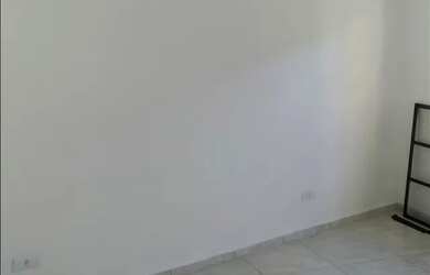 Imagem: A casa possui 1 Dormitório, 1 Banheiro, 20m² de Área e está