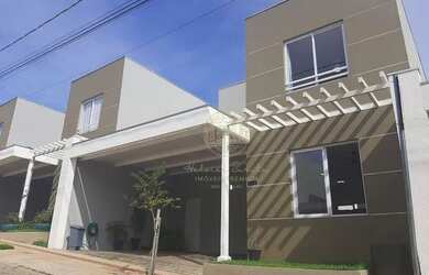 Imagem: A casa em condomínio possui 3 Dormitórios, 4 Banheiros, 2