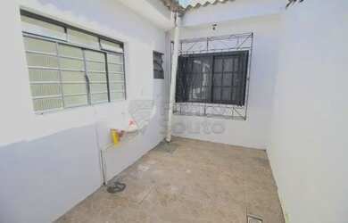 Imagem 11: Casa Padrão em Pelotas. 102m² de Área, 1 Vaga na garageme1 Dormitório