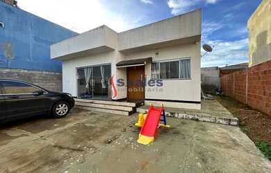 Imagem: A casa em condomínio possui 2 Dormitórios, 2 Banheiros, 2