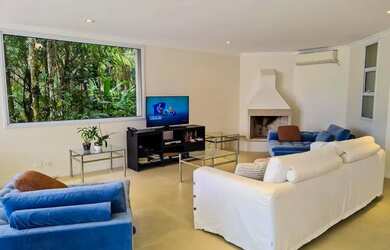 Imagem 12: Casa moderna À VENDA no condomínio São Pedro em Guarujá