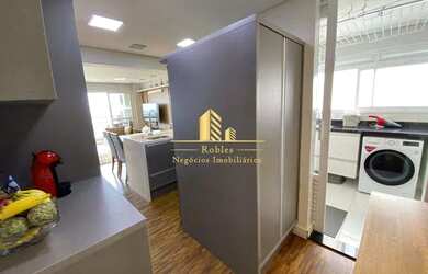 Imagem: O apartamento possui 3 Dormitórios, 2 Banheiros, 2 Vagas na