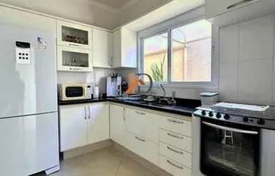 Imagem 10: Casa à Venda em Condomínio Village Damha I em São José do Rio Preto...