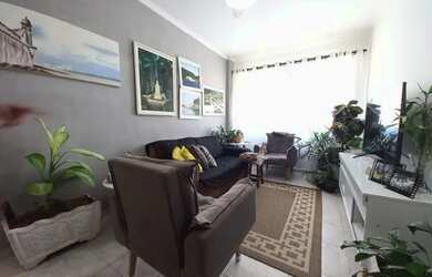 Imagem: O apartamento possui 1 Dormitório, 1 Banheiro, 1 Vaga na garagem