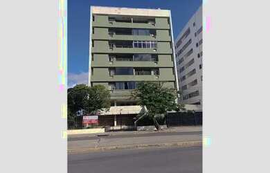 Imagem: O apartamento possui 3 Dormitórios, 2 Banheiros, 70m² de Área