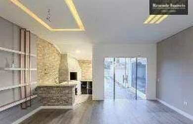 Imagem: A casa em condomínio possui 3 Dormitórios, 1 Banheiro, 2 Vagas