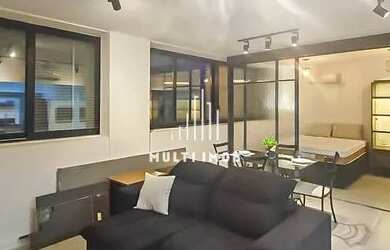 Imagem: O apartamento possui 1 Dormitório, 1 Banheiro, 1 Vaga na garagem