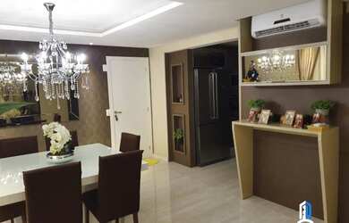 Imagem: O apartamento possui 3 Dormitórios, 2 Banheiros, 2 Vagas na