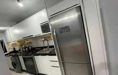 Imagem: O apartamento possui 3 Dormitórios, 1 Banheiro, 1 Vaga na garagem