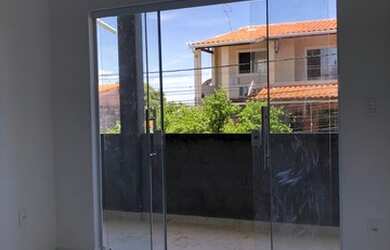 Imagem: A casa possui 2 Dormitórios, 1 Banheiro, 1 Vaga na garagem