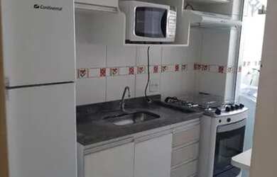 Imagem: O apartamento possui 2 Dormitórios, 1 Banheiro, 1 Vaga na garagem