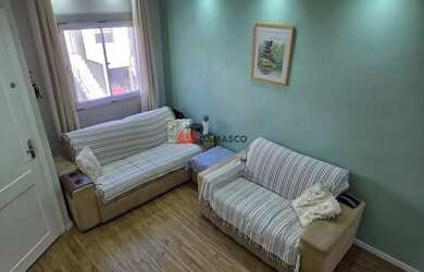 Imagem: A casa possui 2 Dormitórios, 2 Banheiros, 2 Vagas na garagem