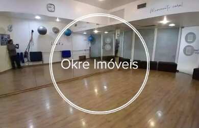 Imagem: O depósito possui 1 Vaga na garagem, 40m² de Área e está