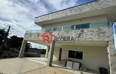 Imagem: A casa em condomínio possui 4 Dormitórios, 5 Banheiros, 3