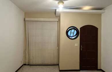 Imagem 4: OPORTUNIDADE CASA COM 2 QUARTOS, COZINHA AMERICANA E ÁREA DE SERVIÇO