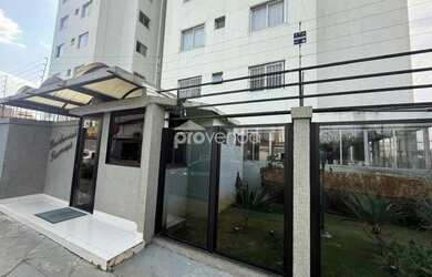 Imagem: O apartamento possui 3 Dormitórios, 1 Banheiro, 1 Vaga na garagem